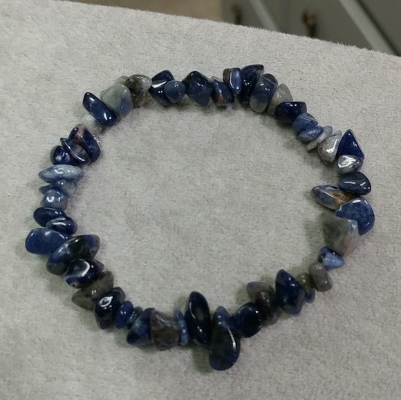 Sodalite Chip Beaded Stretch Bracelet Natural Sodalite Gemstone Chips Blue - Picture 4 of 12
